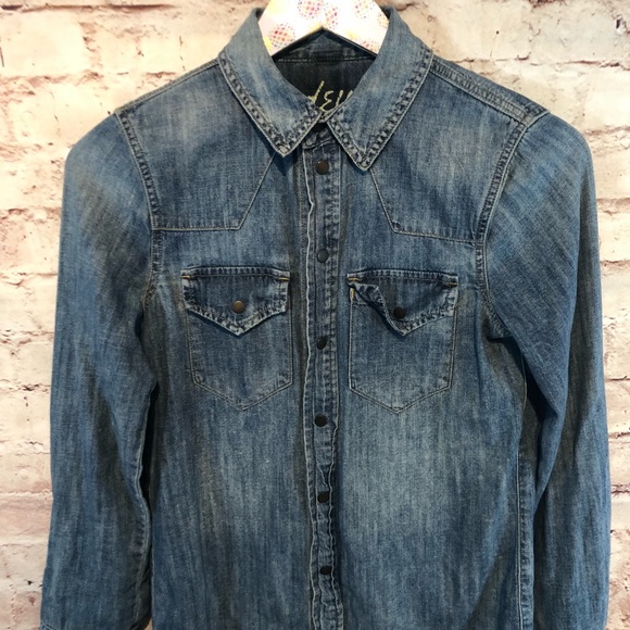 Madewell Button Down Denim Shirt - Picture 2 of 5